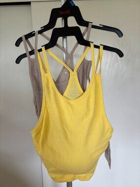 Pro-fit Seamless Sports Bra Large  Yellow Nude Strappy NWT Wireless 2 Pack
